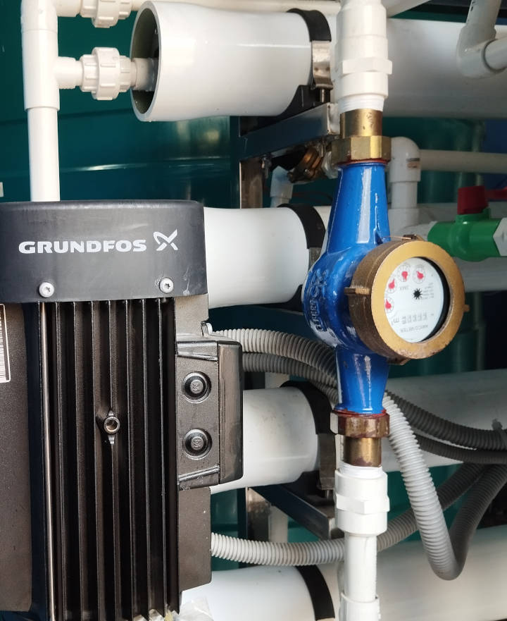 Vertical multistage centrifugal pump A vertical multistage centrifugal pump in a solar water desalination plant